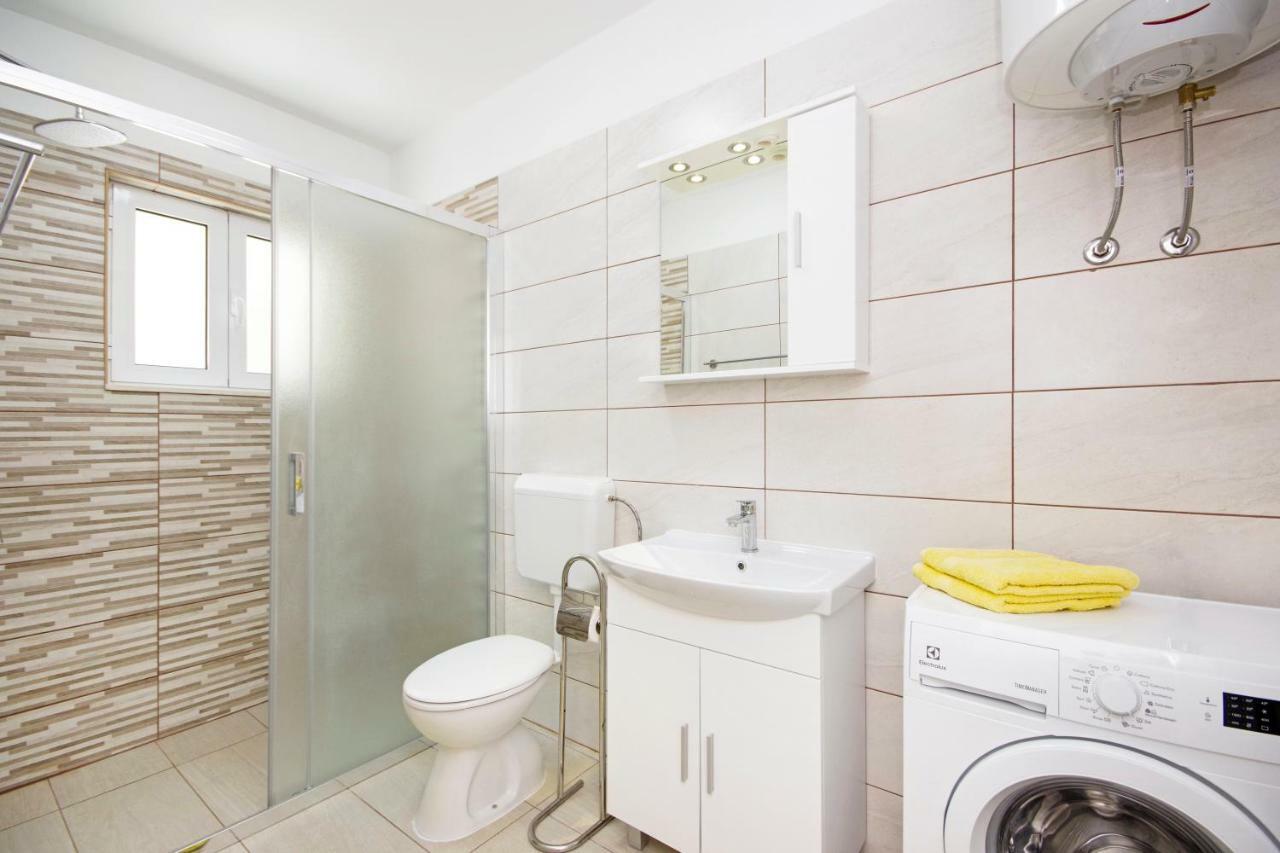 Kuca Za Odmor Toni Apartment Postira Luaran gambar