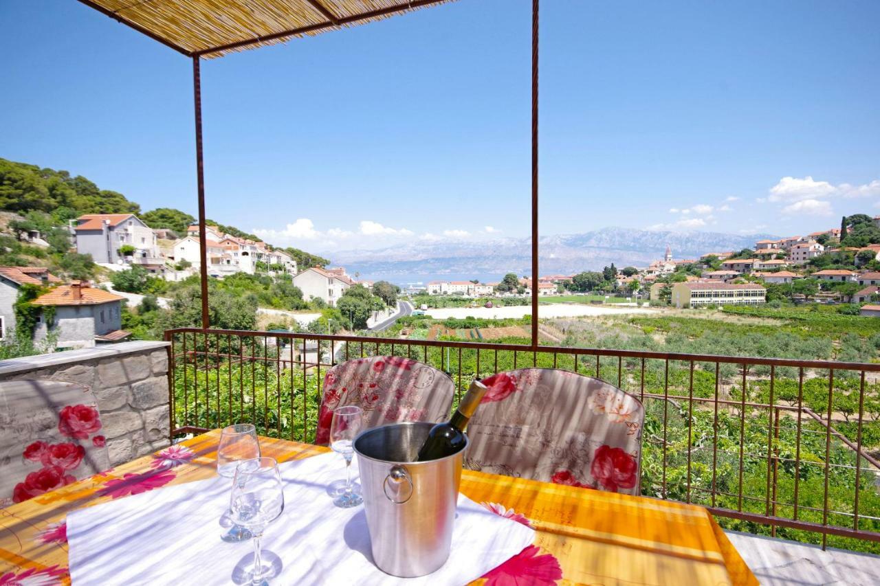 Kuca Za Odmor Toni Apartment Postira Luaran gambar